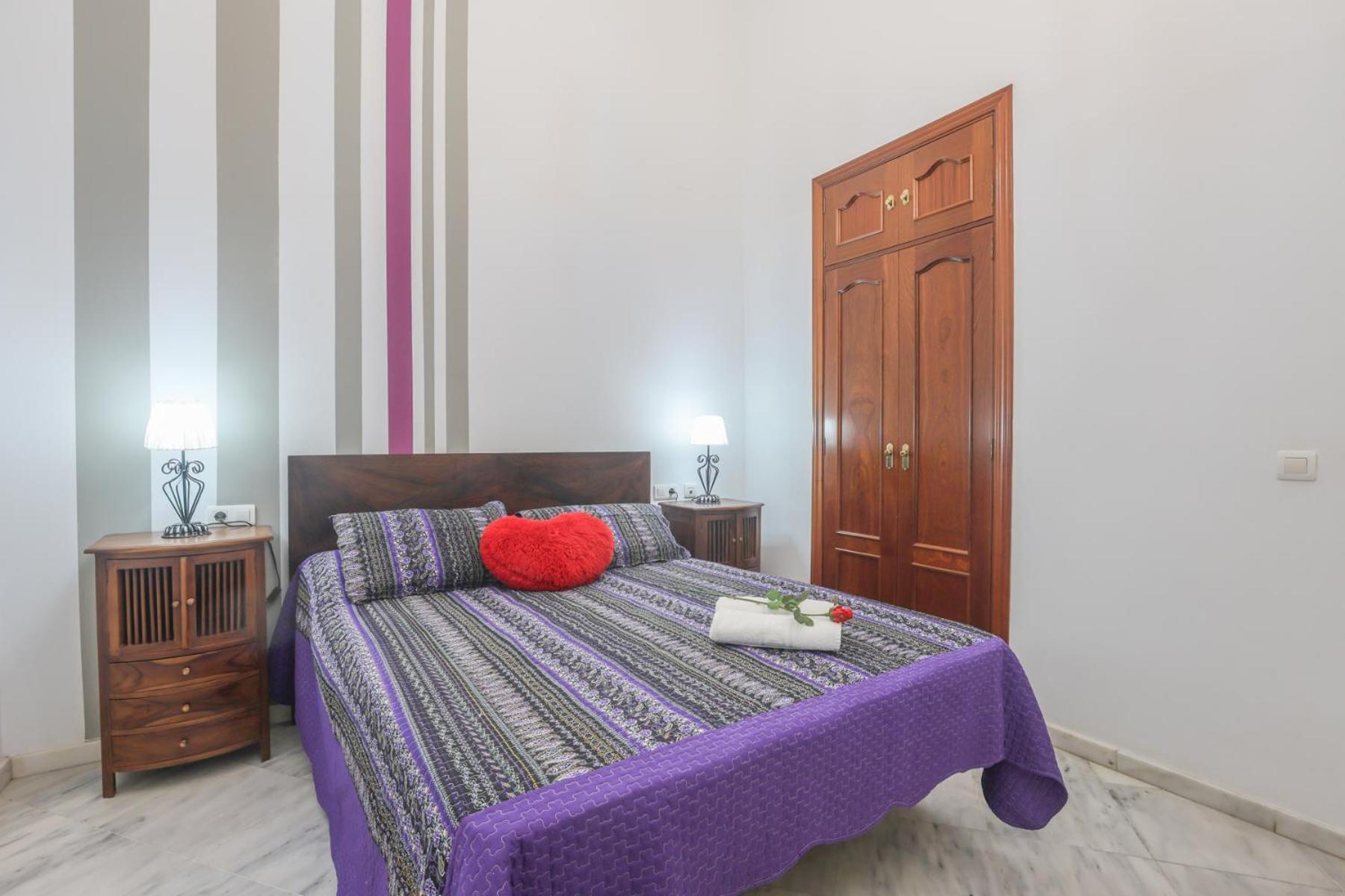 Galindo Center Premium Suites, Free Parking Sevilla Eksteriør billede