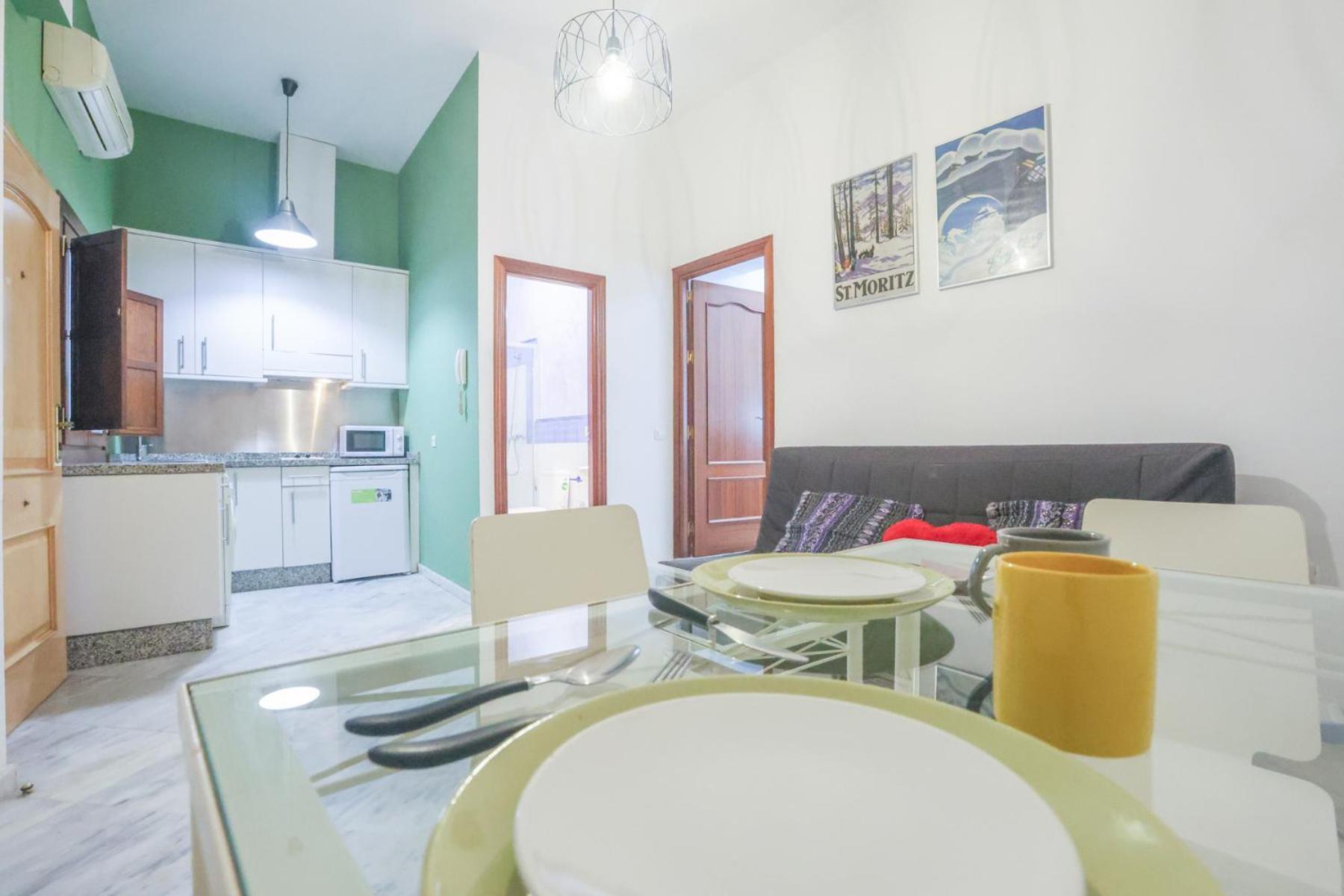 Galindo Center Premium Suites, Free Parking Sevilla Eksteriør billede
