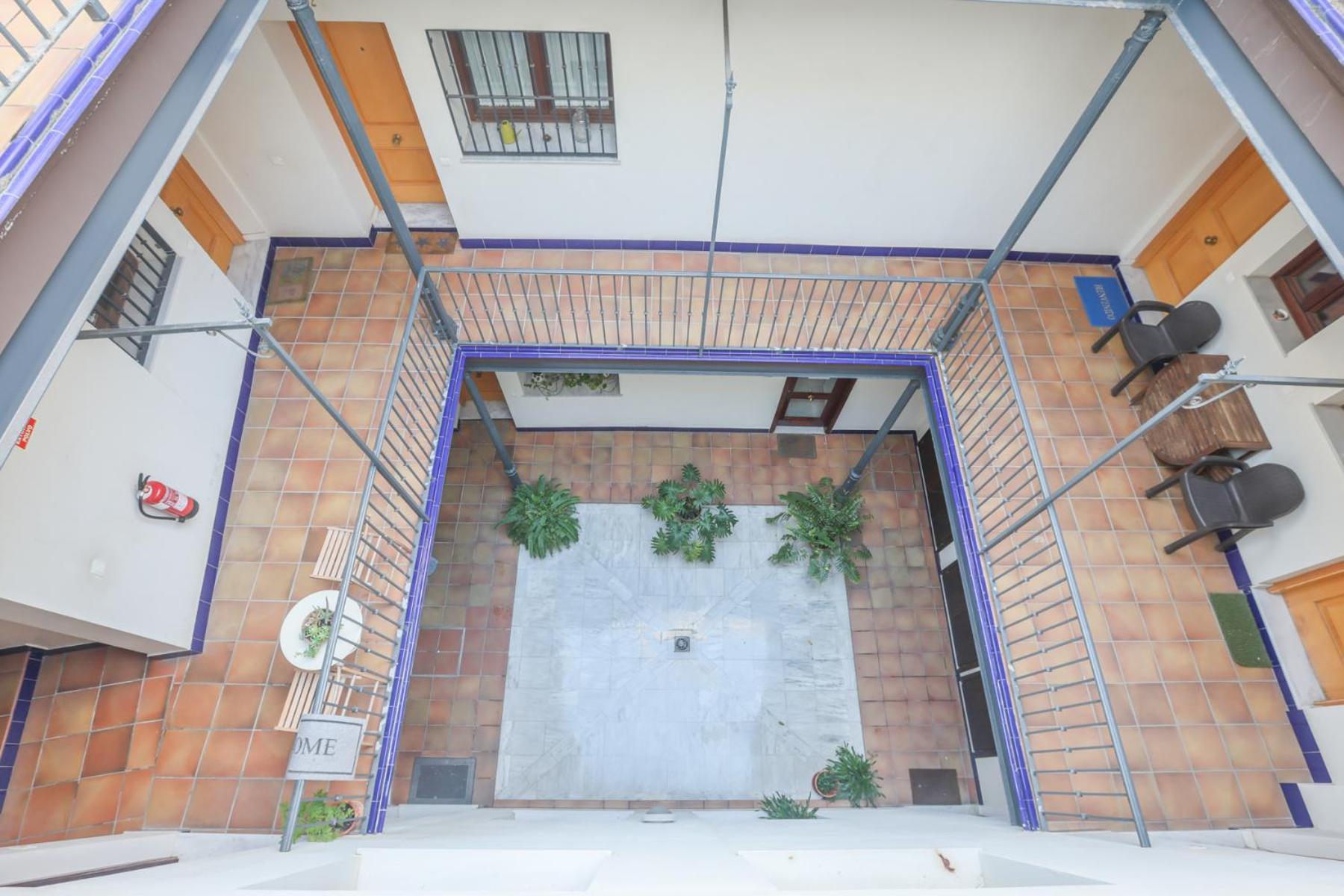 Galindo Center Premium Suites, Free Parking Sevilla Eksteriør billede